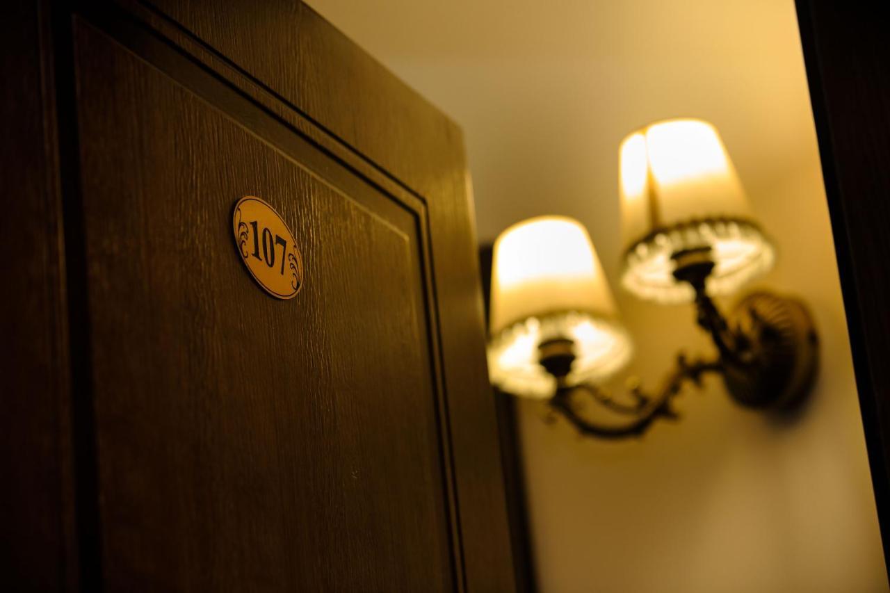 La Casa Cu Stuf Hotel Baldovinesti Bagian luar foto