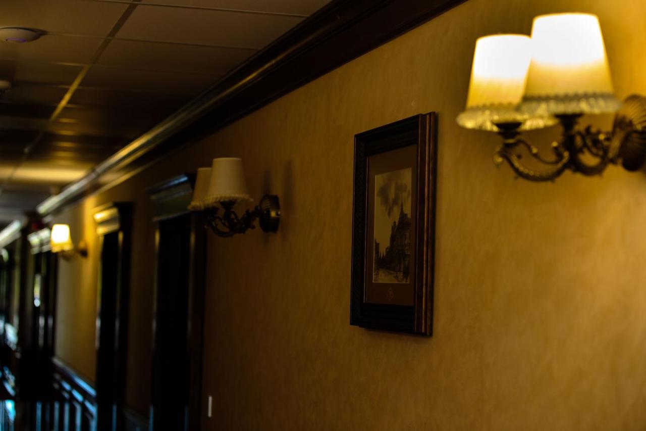 La Casa Cu Stuf Hotel Baldovinesti Bagian luar foto